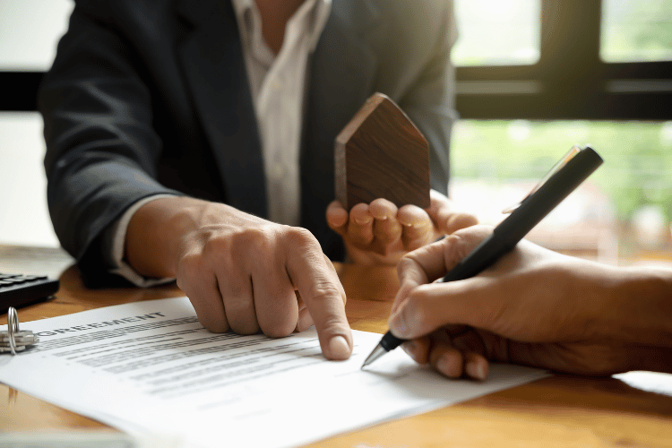 Fiaip-presenta-l’emendamento-che-elimina-evidenza-pubblica-in-atto-del-compenso-dell’agente-immobiliare